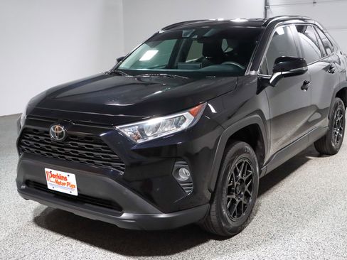 Used 2021 Toyota RAV4 XLE FWD image 30