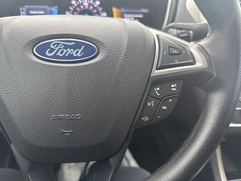 Used 2019 Ford Fusion SE image 29