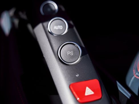 Used 2019 Ferrari 488 Spider image 69