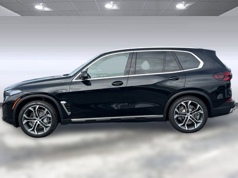 New 2026 BMW X5 xDrive50e AWD/4WD image 2