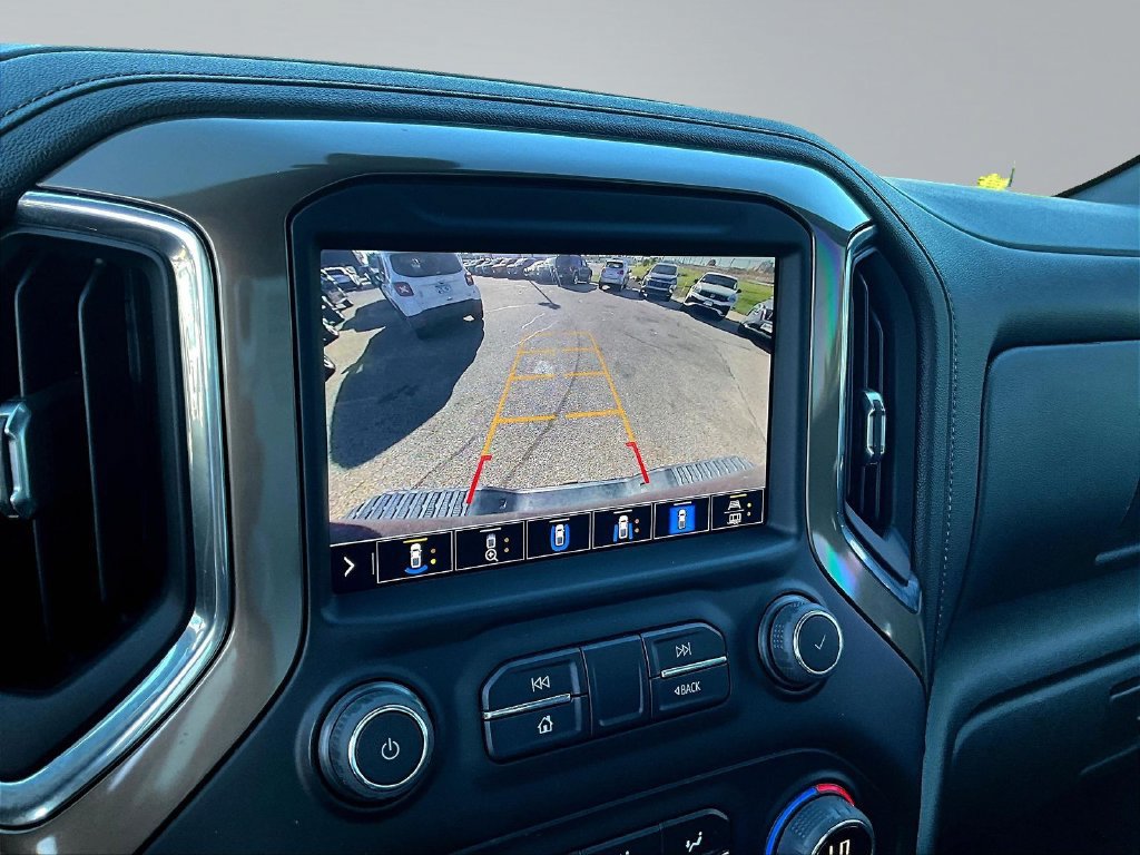 Used 2022 Chevrolet Silverado 2500 High Country AWD/4WD image 17