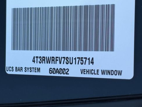 Certified 2025 Toyota RAV4 XLE image 31