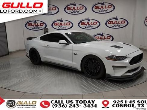 Used 2019 Ford Mustang GT image 2