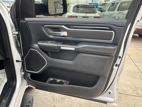Used 2019 RAM 1500 Laramie w/ Sport Appearance Package AWD/4WD image 16
