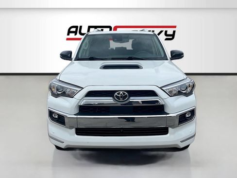 Used 2022 Toyota 4Runner Limited RWD image 2
