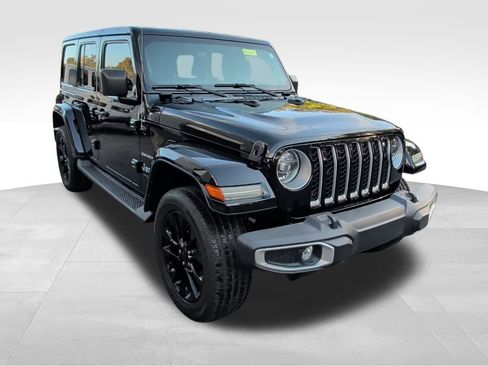 Used 2021 Jeep Wrangler Unlimited Sahara 4xe image 10