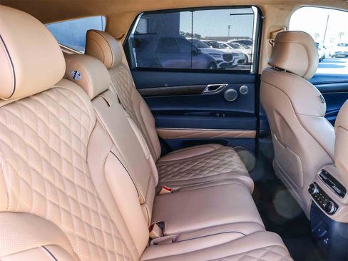 Used 2023 Genesis GV80 3.5T w/ Prestige Matte Package image 19