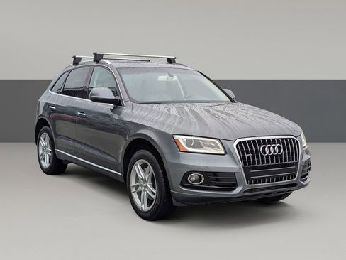 Used 2016 Audi Q5 2.0T Premium Plus w/ Technology Package image 2