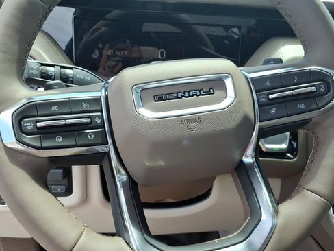 New 2026 GMC Yukon Denali w/ Advanced Technology Package AWD/4WD image 20