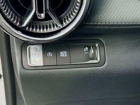 New 2026 Chevrolet Equinox LT image 11