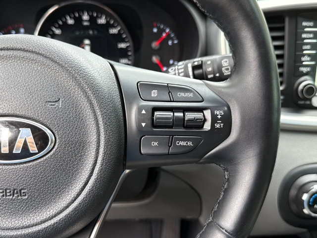 Used 2016 Kia Sorento SX AWD/4WD image 12