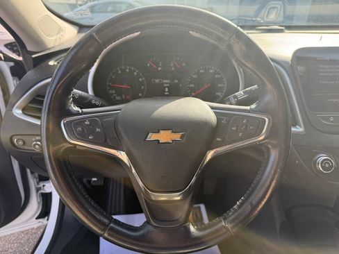 Used 2020 Chevrolet Malibu RS FWD image 14