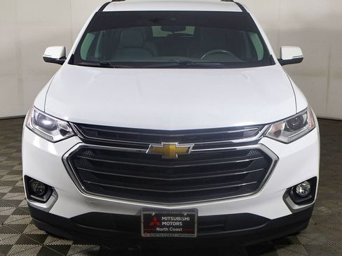 Used 2020 Chevrolet Traverse LT w/ Driver Confidence II Package AWD/4WD image 12