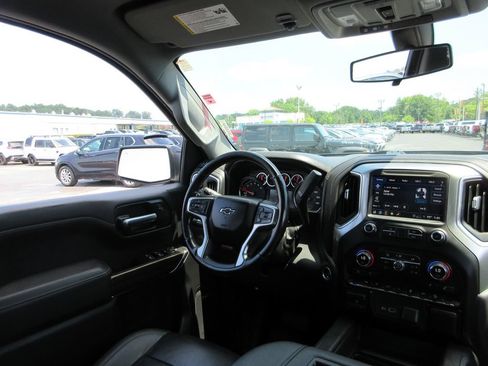 Used 2021 Chevrolet Silverado 1500 LT Trail Boss w/ LT Trail Boss Premium Package AWD/4WD image 26