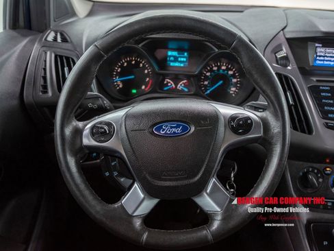 Used 2017 Ford Transit Connect XLT image 15