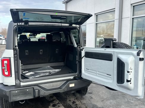 New 2026 Ford Bronco Outer Banks image 7