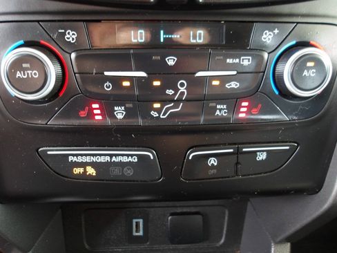 Used 2019 Ford Escape SE AWD/4WD image 16