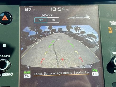Used 2025 Subaru Outback Limited AWD/4WD image 16