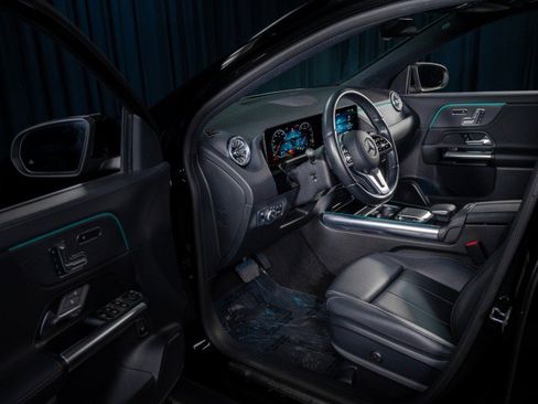 Certified 2023 Mercedes-Benz GLA 250 image 12