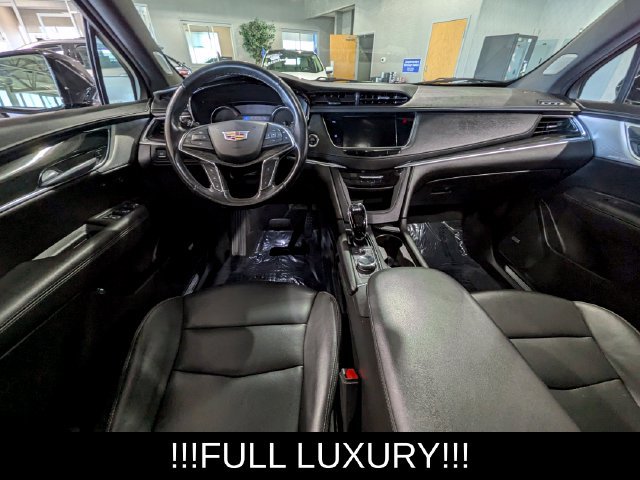 Used 2022 Cadillac XT5 Premium Luxury AWD/4WD image 11