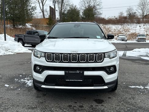 New 2025 Jeep Compass Limited image 3