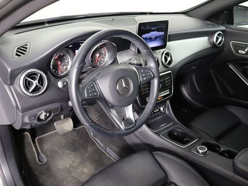 Used 2019 Mercedes-Benz CLA 250 image 19