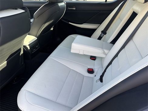 Used 2021 Lexus IS 350 F Sport image 21