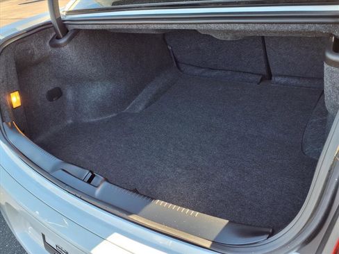 Used 2023 Chrysler 300 Touring w/ Sport Appearance Package image 26