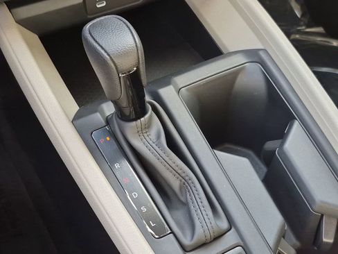 Used 2023 Honda Accord LX image 24