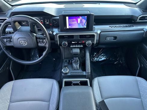 Certified 2025 Toyota Tacoma SR5 image 21