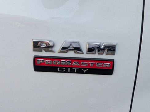 Used 2022 RAM ProMaster City Tradesman FWD image 6