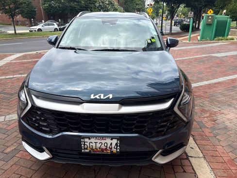 Used 2023 Kia Sportage EX AWD/4WD image 8