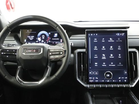Used 2024 GMC Acadia Elevation w/ Luxury Package AWD/4WD image 2