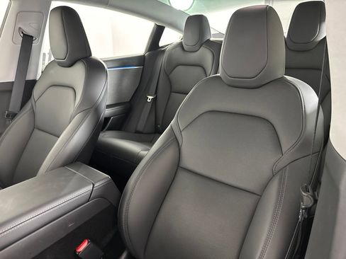 Used 2025 Tesla Model 3 Long Range RWD image 8
