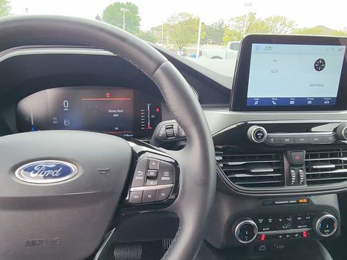 Certified 2024 Ford Escape Active AWD/4WD image 36