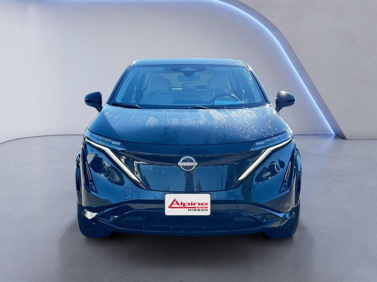 Used 2024 Nissan Ariya AWD image 8