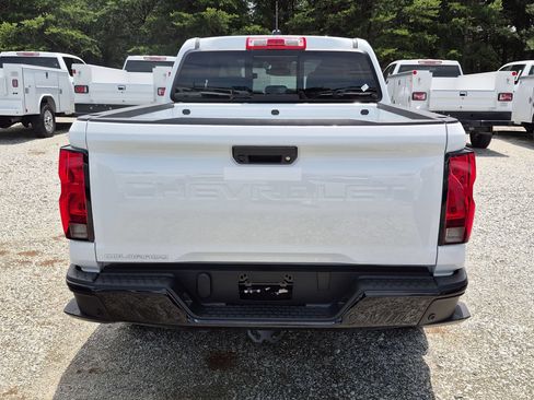 New 2026 Chevrolet Colorado W/T w/ WT Convenience Package II AWD/4WD image 9