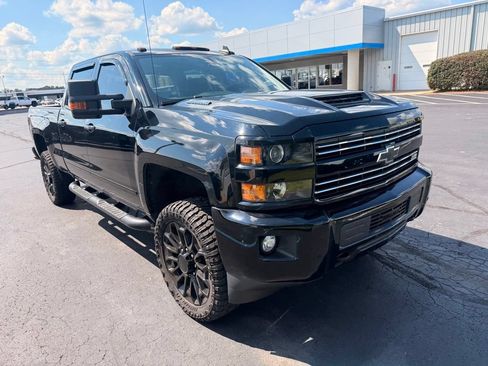 Used 2018 Chevrolet Silverado 2500 LTZ w/ Duramax Plus Package AWD/4WD image 10