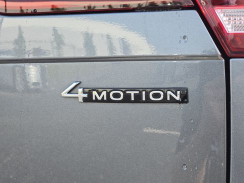 Certified 2023 Volkswagen Tiguan SE AWD/4WD image 13
