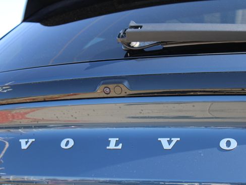 New 2025 Volvo EX90 Ultra image 48