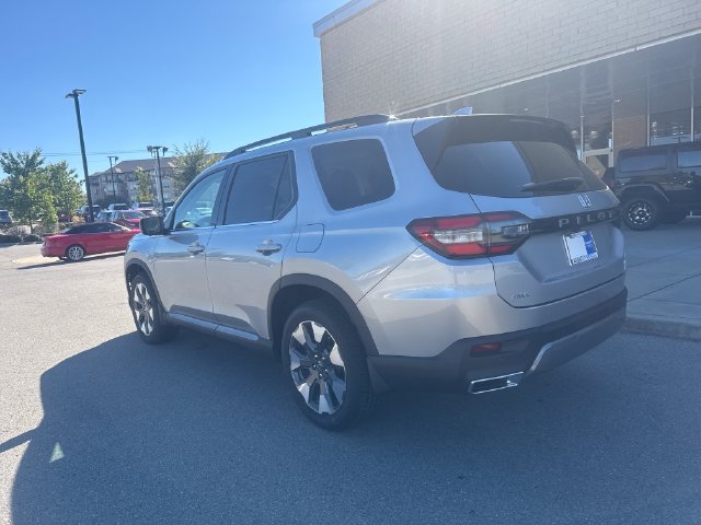 New 2026 Honda Pilot Elite image 3