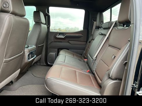 Certified 2025 GMC Sierra 1500 Denali w/ Denali Reserve Package image 5