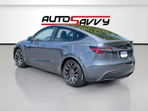 Used 2023 Tesla Model Y Performance AWD/4WD image 5