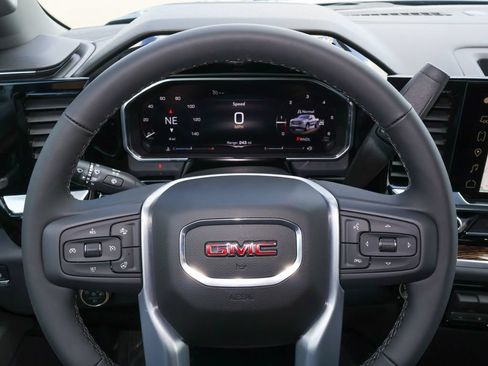 New 2026 GMC Sierra 1500 Elevation w/ Elevation Select Package AWD/4WD image 16