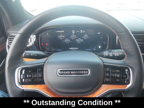 Used 2023 Jeep Grand Wagoneer Series III AWD/4WD image 15