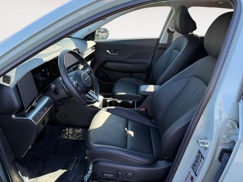Certified 2025 Hyundai Kona Limited image 10