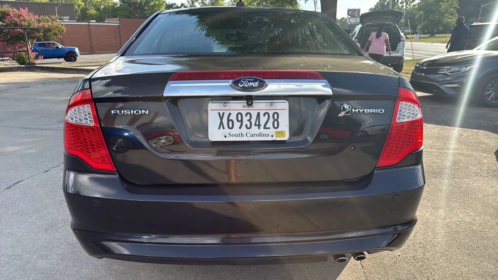 Used 2010 Ford Fusion Hybrid FWD image 4