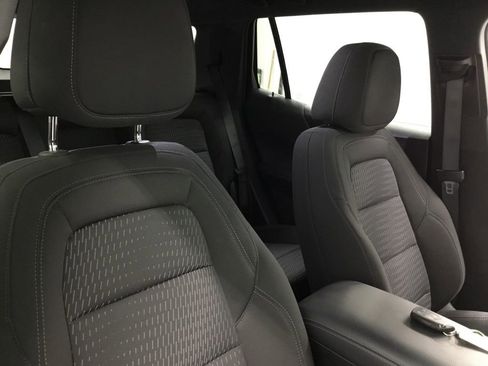 Used 2025 Chevrolet Equinox LT AWD/4WD image 34