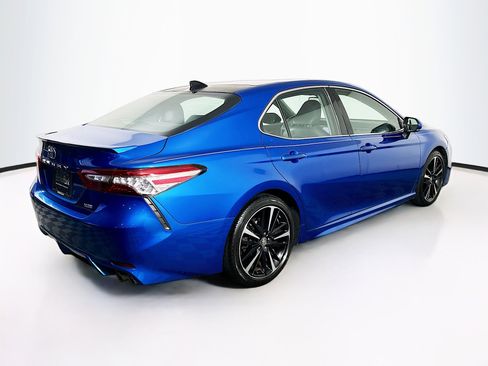 Used 2018 Toyota Camry XSE w/ Driver Assist Package FWD image 9
