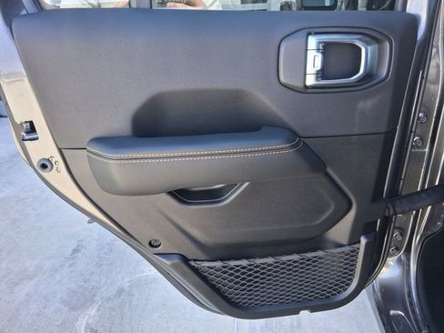 New 2026 Jeep Gladiator Sport image 19